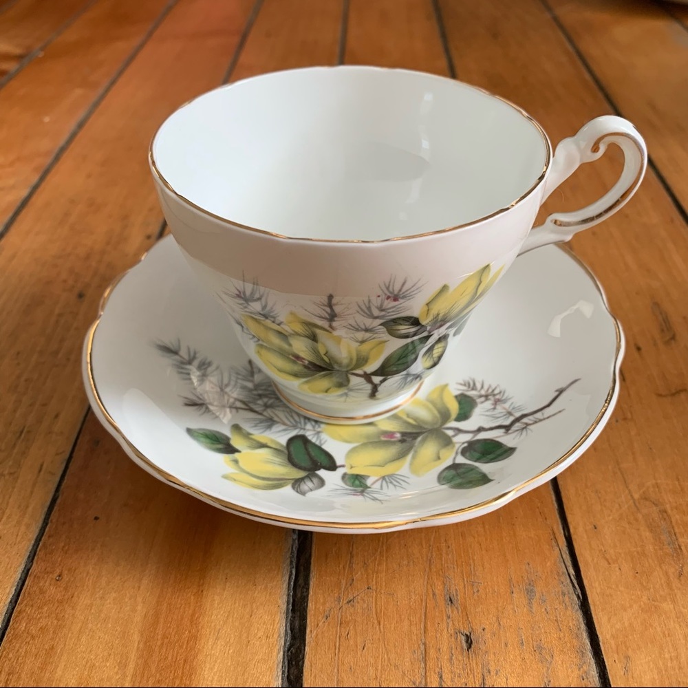 REGENCY Bone China Tea Cup Vintage
